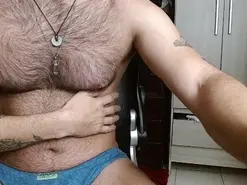 Amateur Free Porn Cam of dominantthewolf