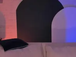 Amateur Watch Live Sex Cams of ViolettHansson