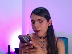 Amateur Adult Webcam of Lilith_Evanss