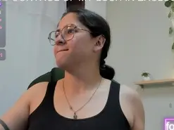Amateur Live Sex of chantal_adams0