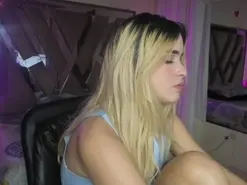 Amateur Adult Webcams of noa_cooper