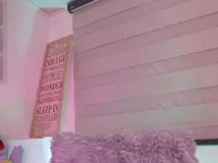 Amateur Free Porn Cam of _dakotaa_