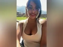 Amateur Watch Live Sex Cams of ReinalatinaReal