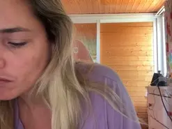 Amateur Live Porn of FresitaParadise