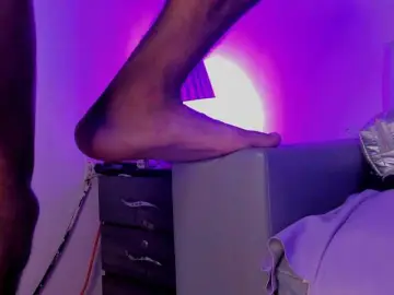 Bongacams Live Sex Cam of Bemylover11