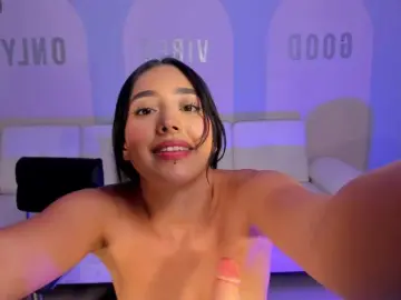 Bongacams Adult Video Chat of ScarlettBlaze
