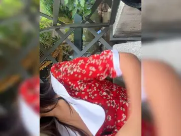 Bongacams Live Sex of sweetkira25