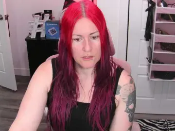 Bongacams Free Porn Cam of gennyrock