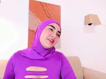 Bongacams Watch Live Sex Cams of Malika-Noor
