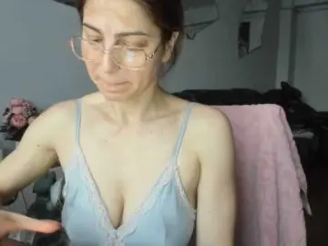 Bongacams Free Porn Cam of AngelNicolle