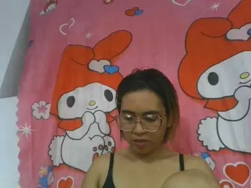 Bongacams Live Sex Cam of Lunah1a