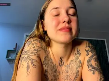 Bongacams Sex Cam of Naughty-Mailey