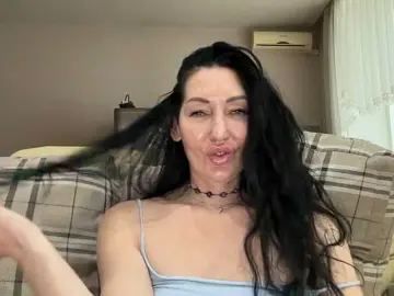 Bongacams Nude Webcam of KorolevaQween000