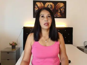 Bongacams Watch Live Sex Cams of Shanon-mature
