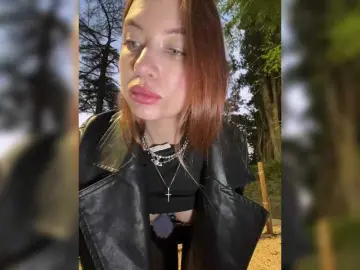 Bongacams Adult Video Chat of Lina69Goddesssss