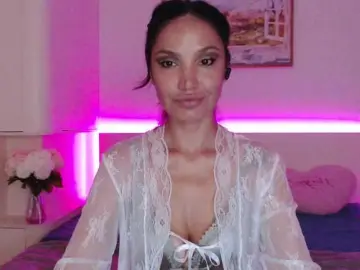 Bongacams Nude Webcam of Ohmy-Linda