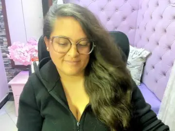 Bongacams Free Porn Cam of SaraThonson