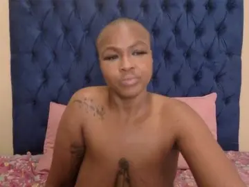 Bongacams Free Porn Cam of QueenKarmaX