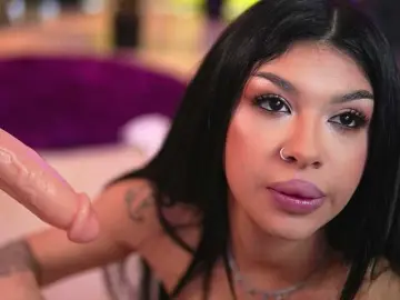 Bongacams Watch Live Sex Cams of SpicyLeila