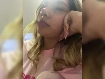 Bongacams Watch Live Sex Cams of MeganRosse1