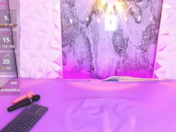 Bongacams Free Porn Cam of playful-violet