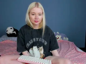 Bongacams Live Sex Cam of LillieBerry