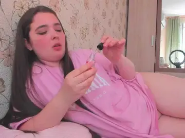 Bongacams Free Porn Cam of Alicenextdoor