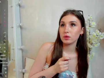 Bongacams Live Sex Cam of Emily-Lews