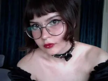Bongacams Adult Webcams of BattyGothic02