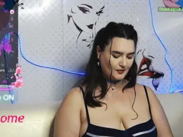 Bongacams Free Live Porn of WickedButShy