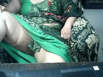 Bongacams Adult Video Chat of Indianbhabhimilf40