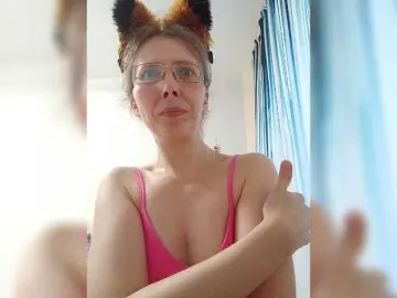 Bongacams Adult Webcam of -queen-margo-