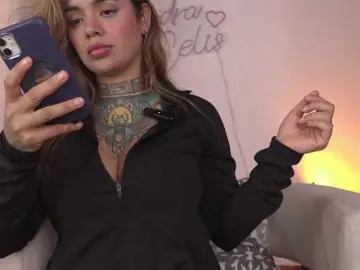 Bongacams Watch Live Sex Cams of yandracelis