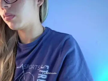 Bongacams Private Sex Chat of Charlotte-glasses