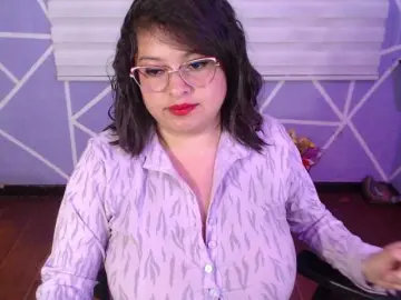 Bongacams Adult Video Chat of MiaaJoness