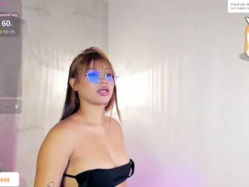 Bongacams Best live sex cam show of leaahcash