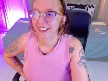 Bongacams Nude Webcam of chloe-rosse