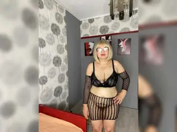 Bongacams Watch Live Sex Cams of SVETIKBOMBOCHKA