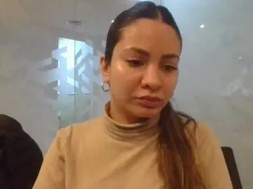 Bongacams Live Sex Cam of valenseleni96