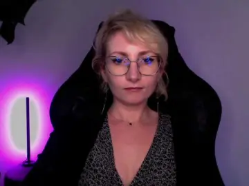 Bongacams Free Live Porn of CinderellaMoon