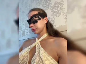 Bongacams Nude Webcam of U-Moni