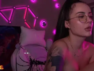 Bongacams Adult Webcam of your-red-wine