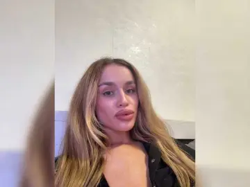 Bongacams Live Sex Cam of Enchantix
