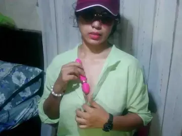 Bongacams Watch Live Sex Cams of arabianZ