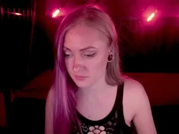 Bongacams Free Porn Cam of DramaQuenns