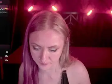 Bongacams Best live sex cam show of DramaQuenns