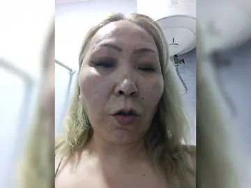 Bongacams Watch Live Sex Cams of Qweentis