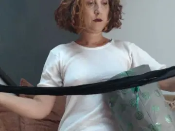 Bongacams Free Porn Cam of teasexpert4444