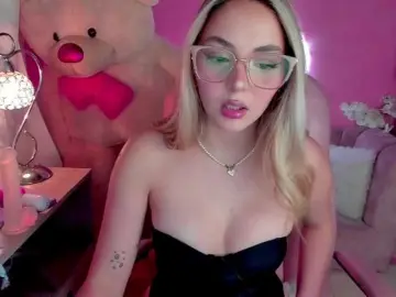 Bongacams Free Live Porn of Alliesmith