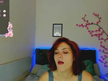 Bongacams Sex Cam of DellaRowwe